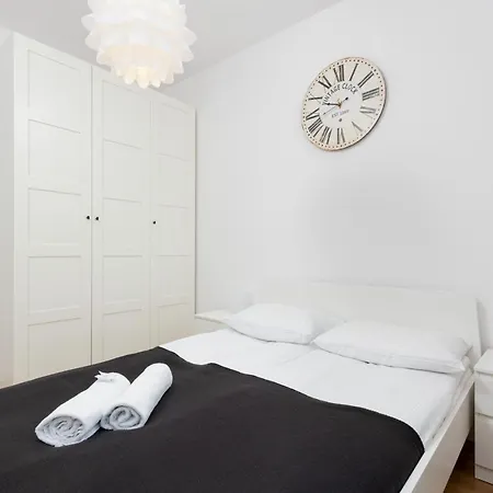 Forum Wola Jana Kazimierza By Renters