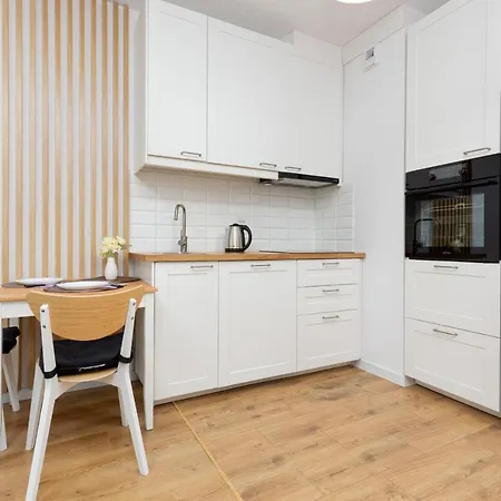 Apartament Forum Wola Jana Kazimierza By Renters Warszawa