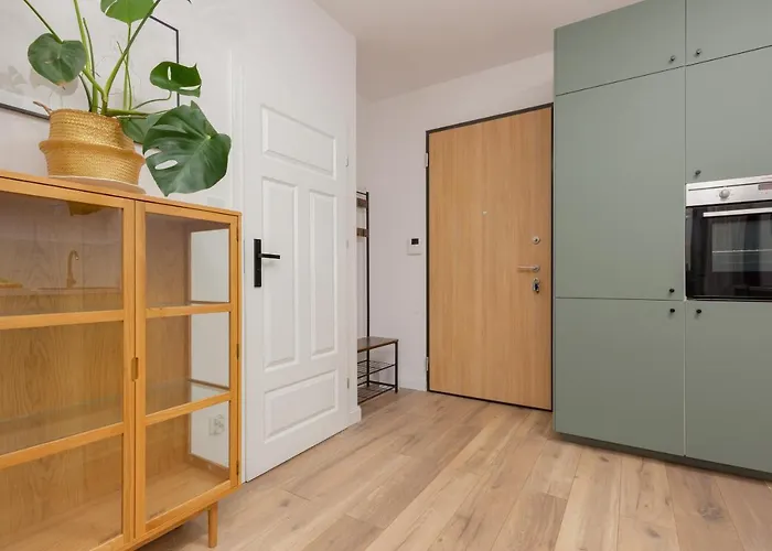 Forum Wola Jana Kazimierza By Renters Warsaw