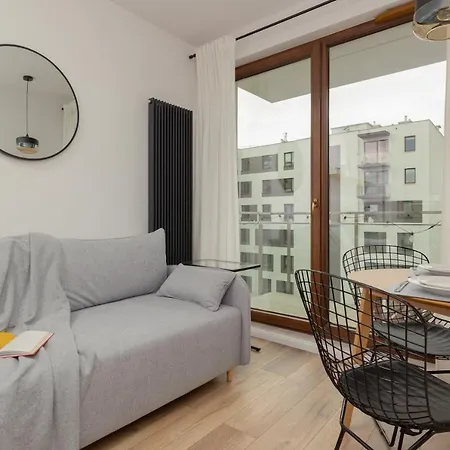 Forum Wola Jana Kazimierza By Renters Warszawa