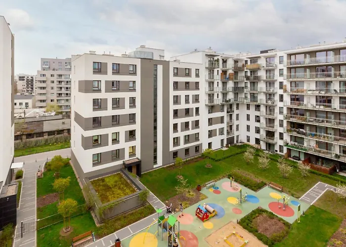 Forum Wola Jana Kazimierza By Renters Warsaw